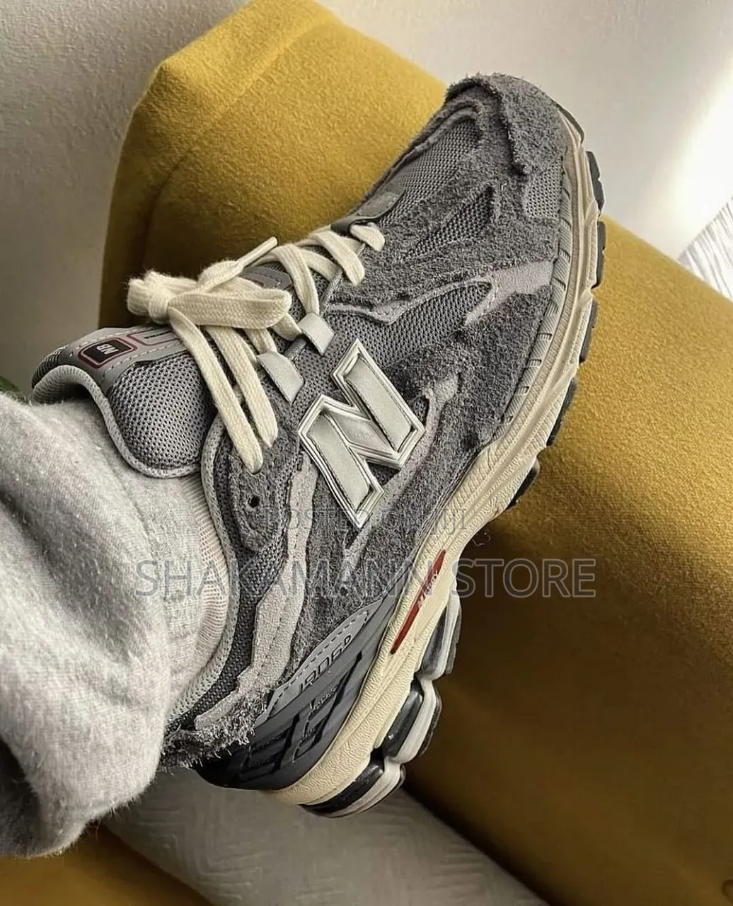 High Quality New Balance 1906d Luxury Sneakers