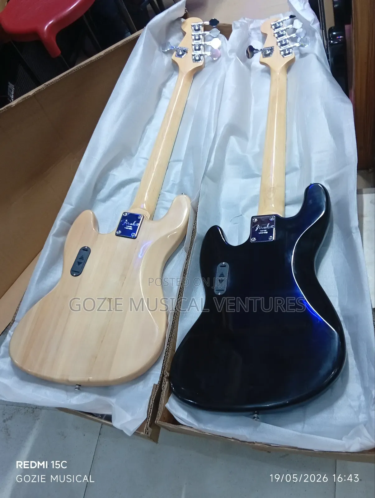 The Best Quality Ative Bass Guitar 5-Strings Red and Light Wood Colour
