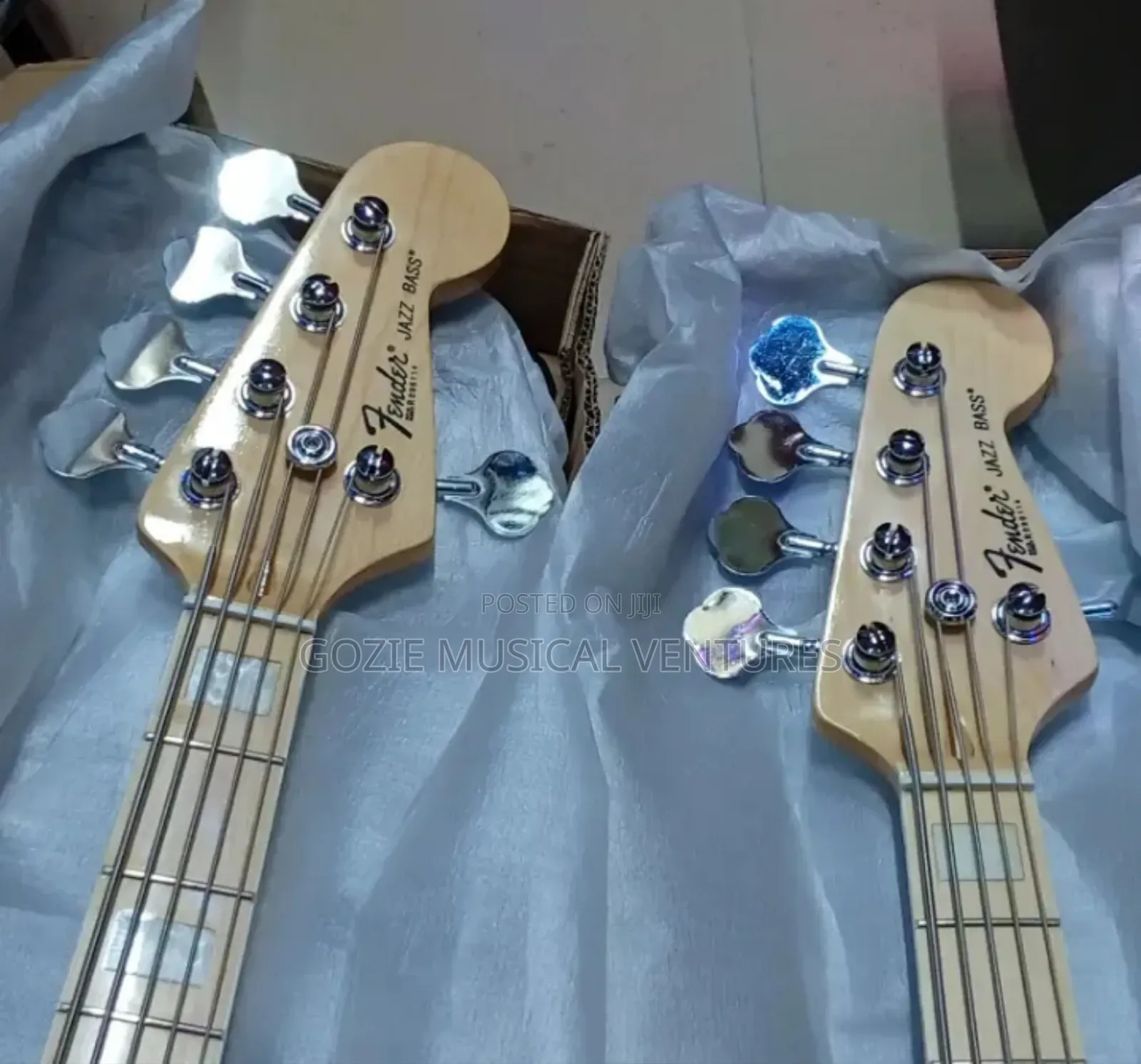The Best Quality Ative Bass Guitar 5-Strings Red and Light Wood Colour