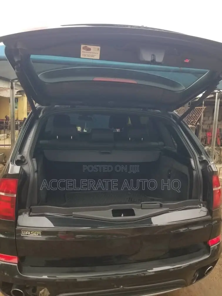 BMW X5 xDrive35i AWD (3.0L 6cyl 8A) 2011 Black