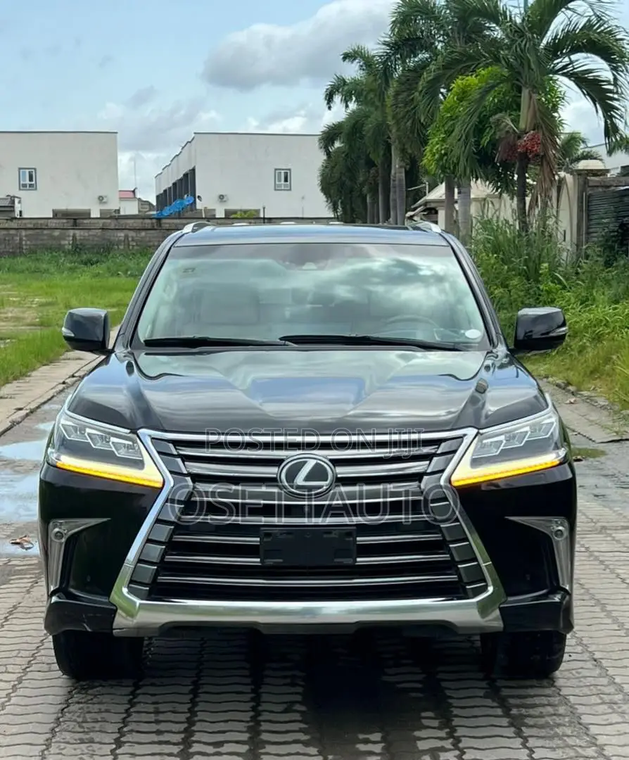 Lexus LX 570 (5 seats) AWD 2017 Black