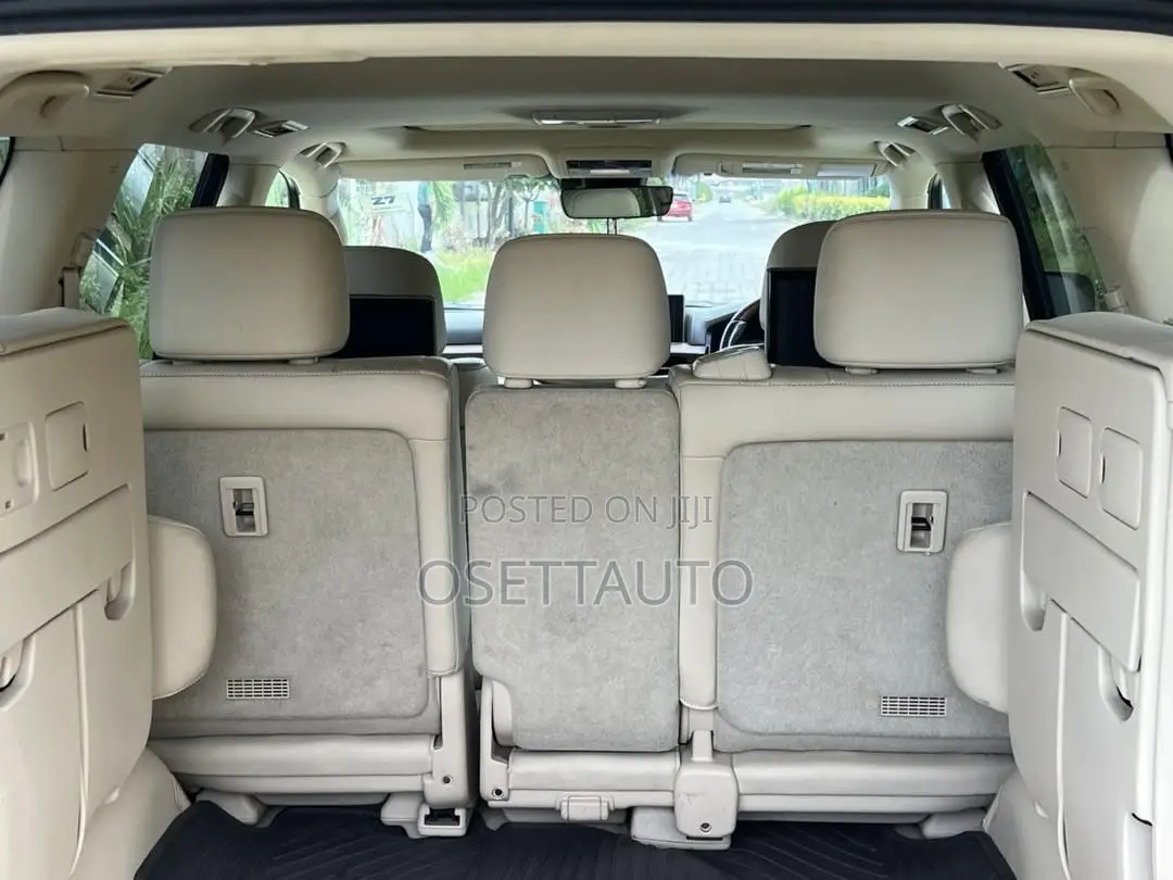 Lexus LX 570 (5 seats) AWD 2017 Black