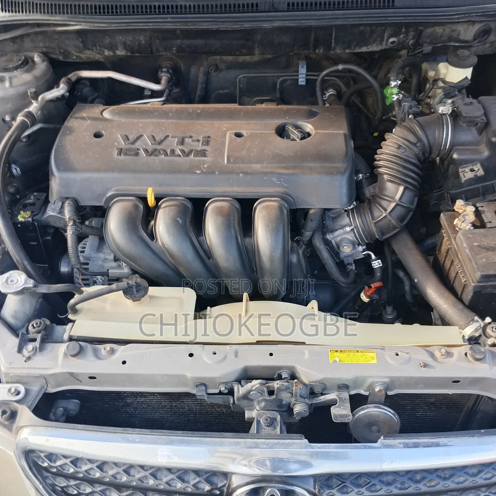 Toyota Corolla LE 2005 Gold