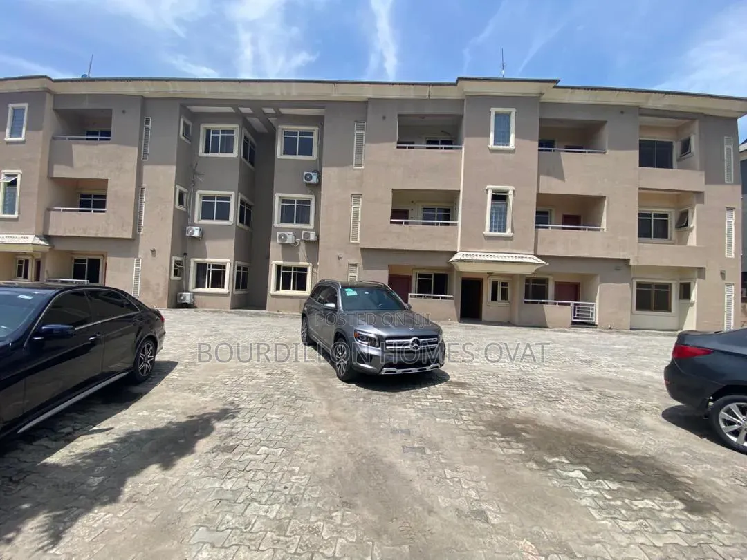 2bdrm Apartment in Ikate Lekki Lagos for rent