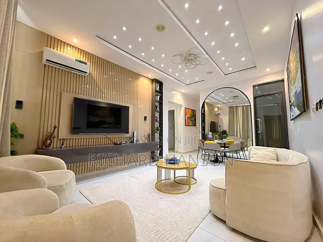 Furnished 2bdrm Apartment in Serviced Ikate, Lekki Phase 1 for rent