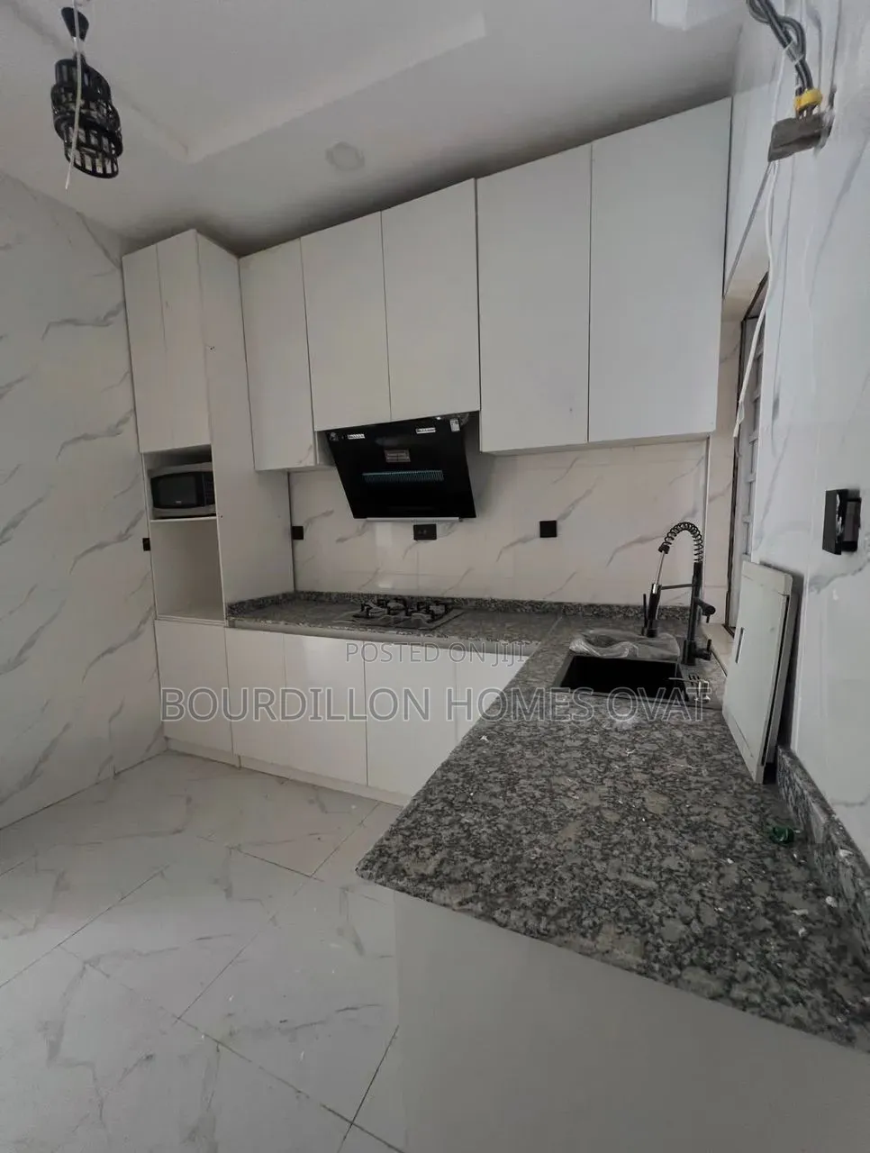 4bdrm Duplex in Ikota Lekki Lagos for rent