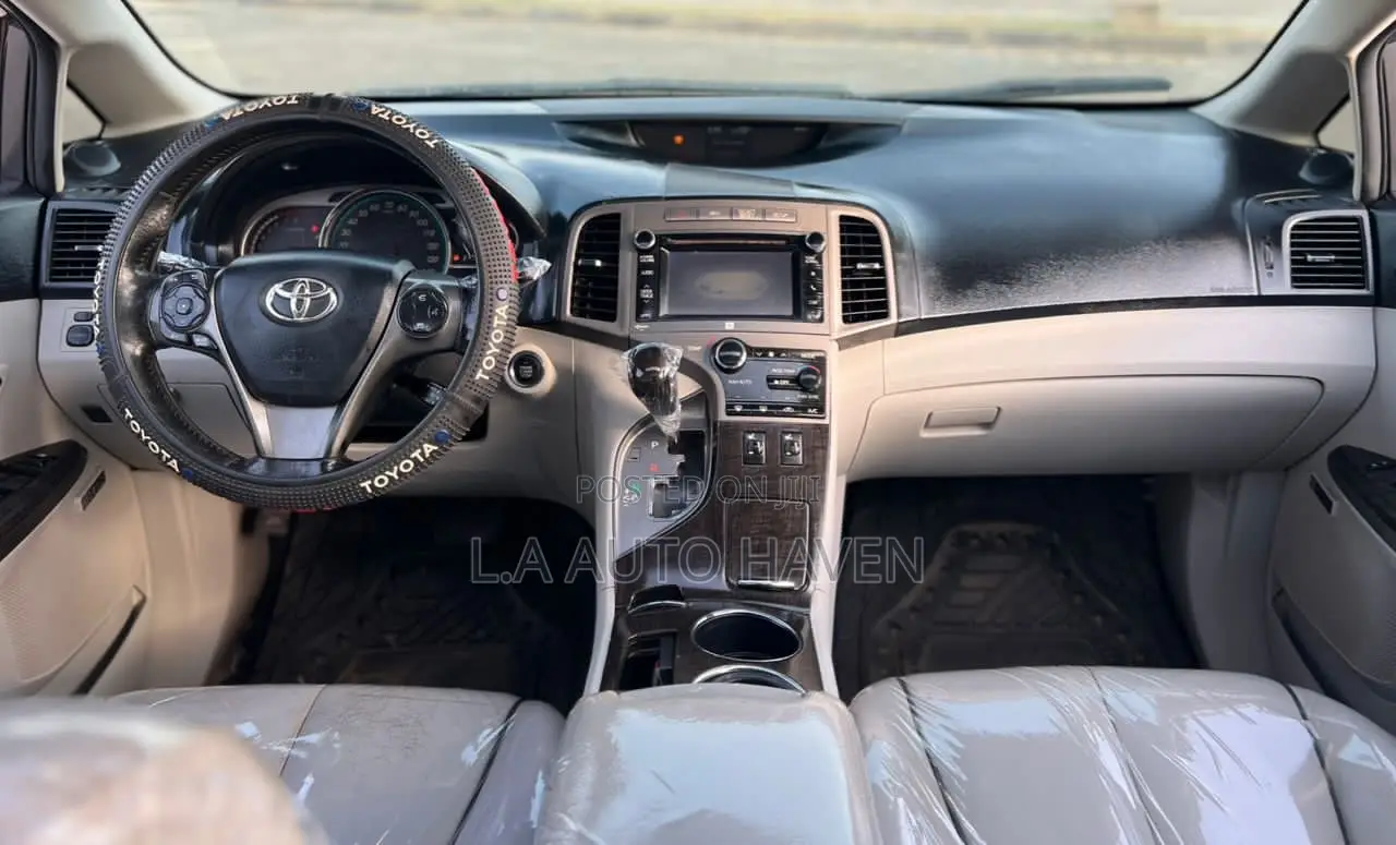 Toyota Venza XLE AWD V6 2013 Gray