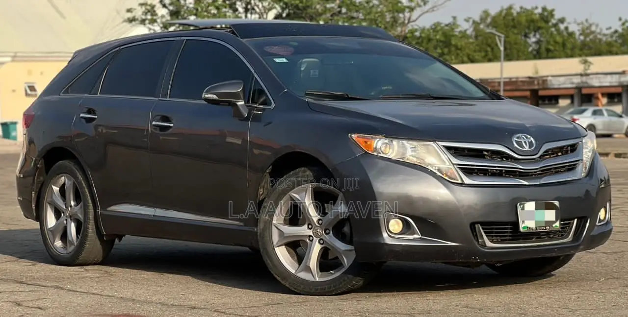 Toyota Venza XLE AWD V6 2013 Gray