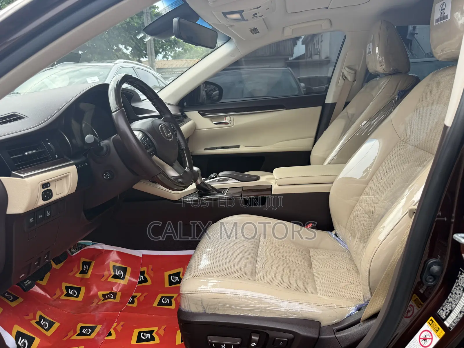 Lexus ES 2016 Brown