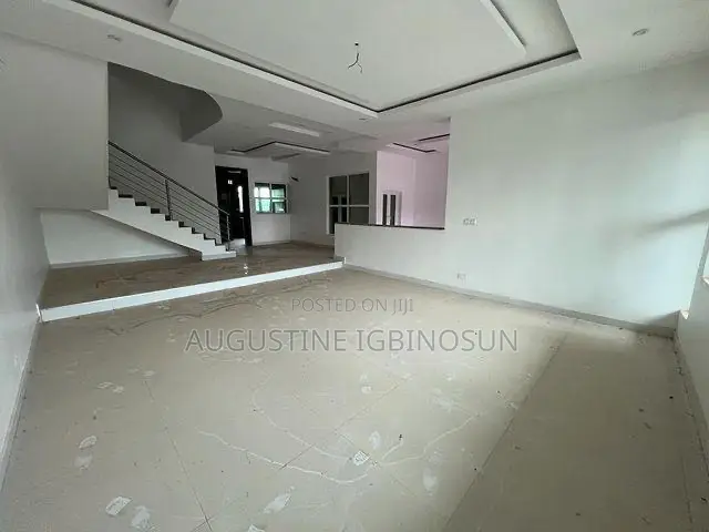 4bdrm Duplex in Katampe for sale