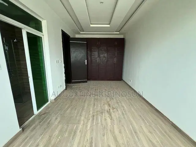 4bdrm Duplex in Katampe for sale