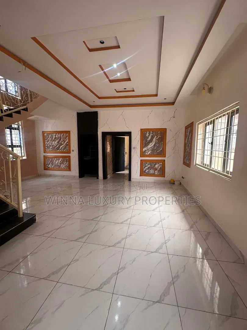 5bdrm Duplex in Gwarinpa Extension for rent