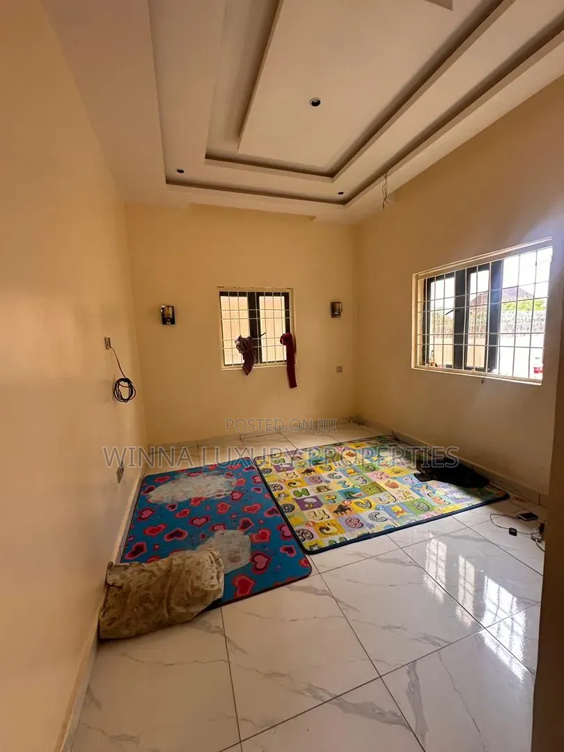 5bdrm Duplex in Gwarinpa Extension for rent