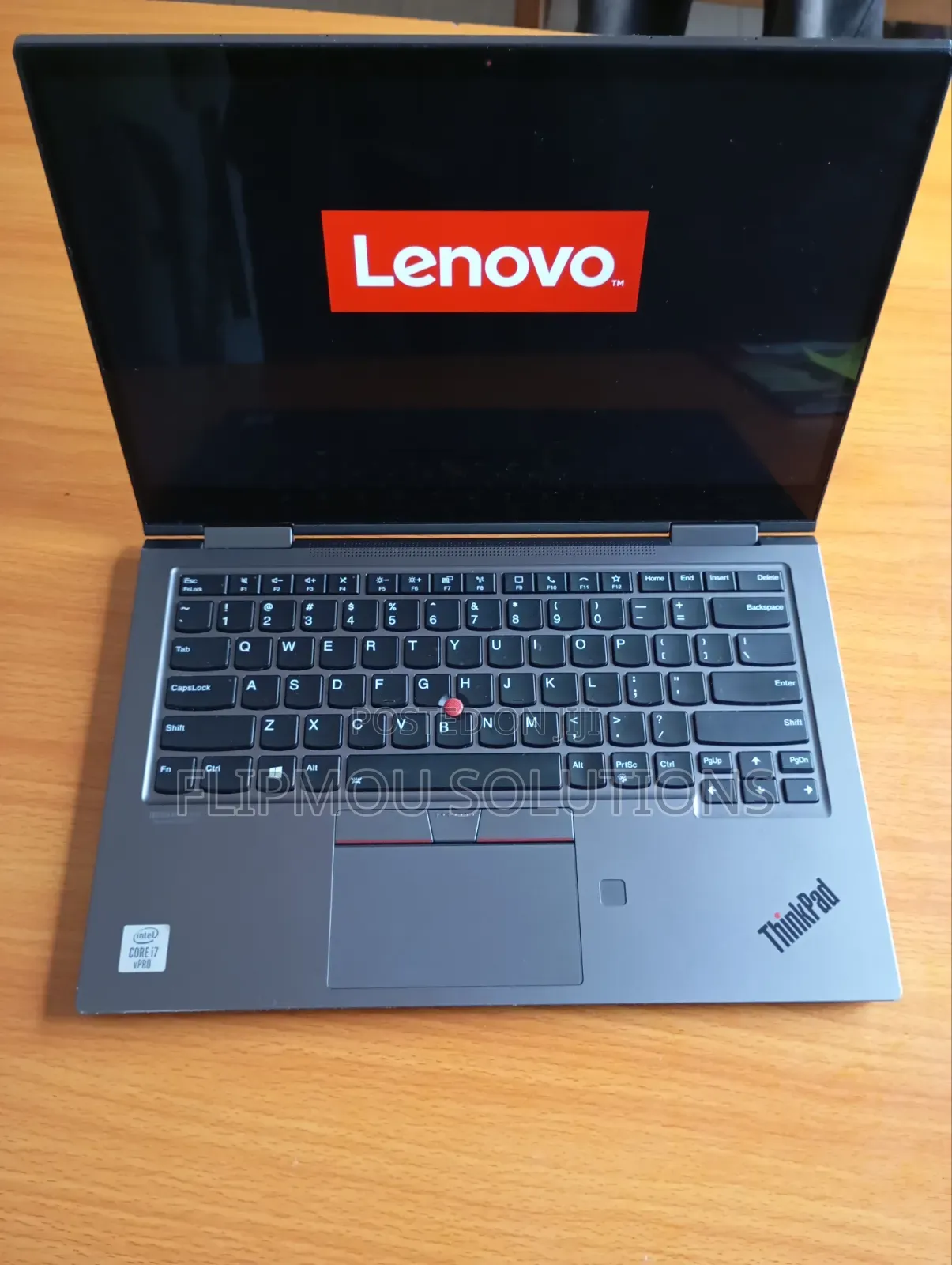 Laptop Lenovo ThinkPad X1 Yoga Gen 8 16GB Intel Core i7 SSD 512GB