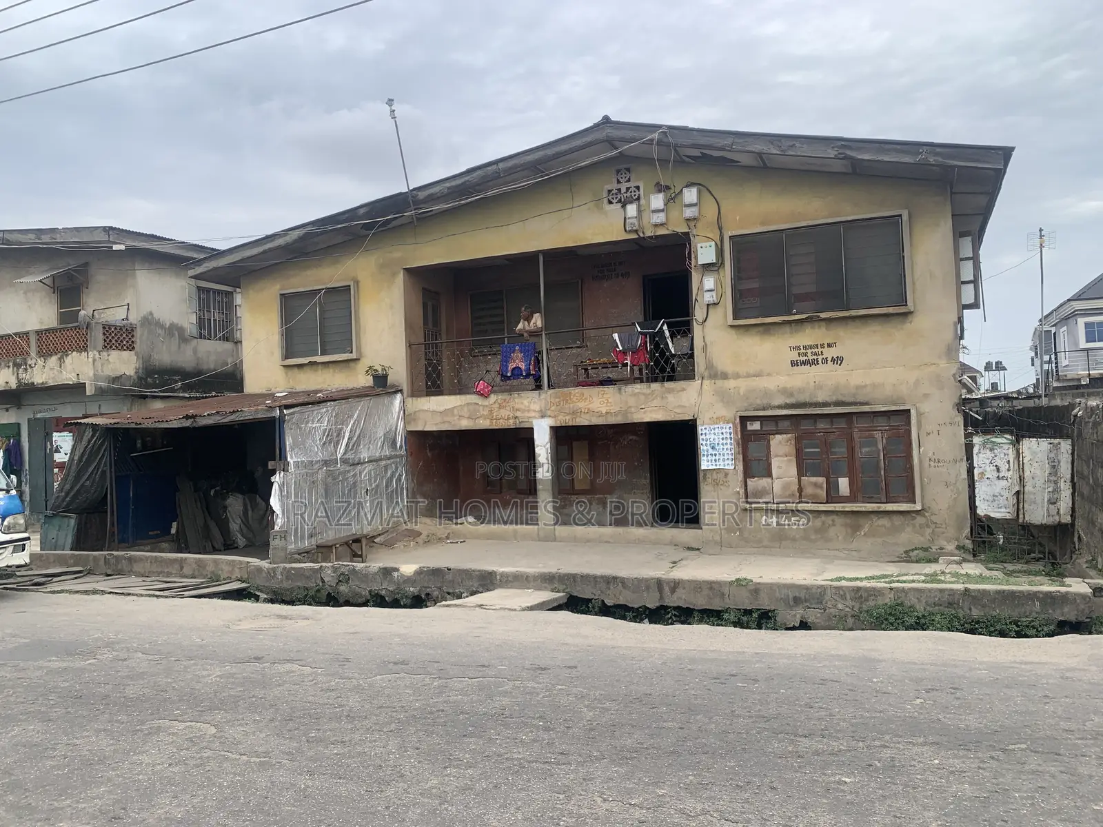 20bdrm House in Kilo for sale