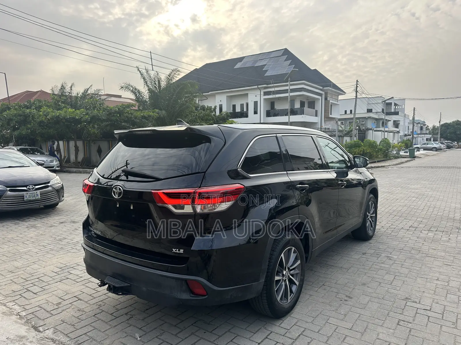 Toyota Highlander XLE 2019 Black