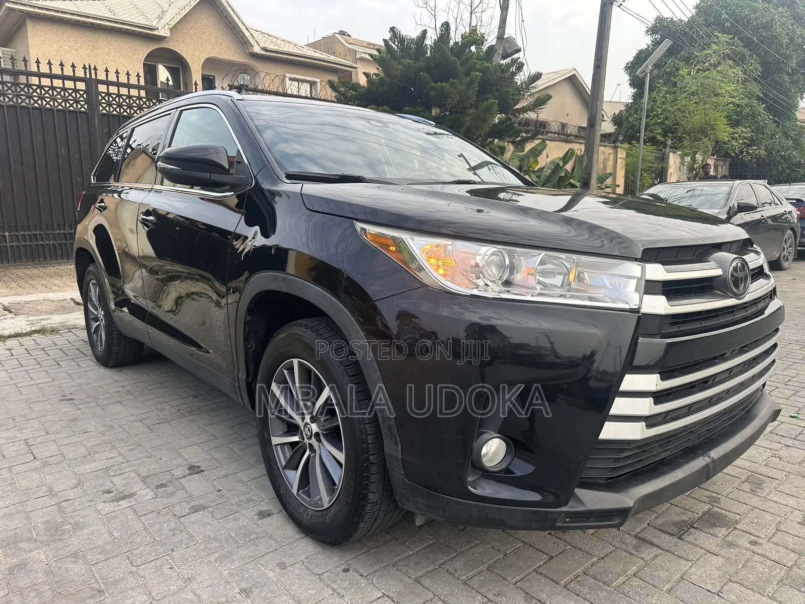 Toyota Highlander XLE 2019 Black