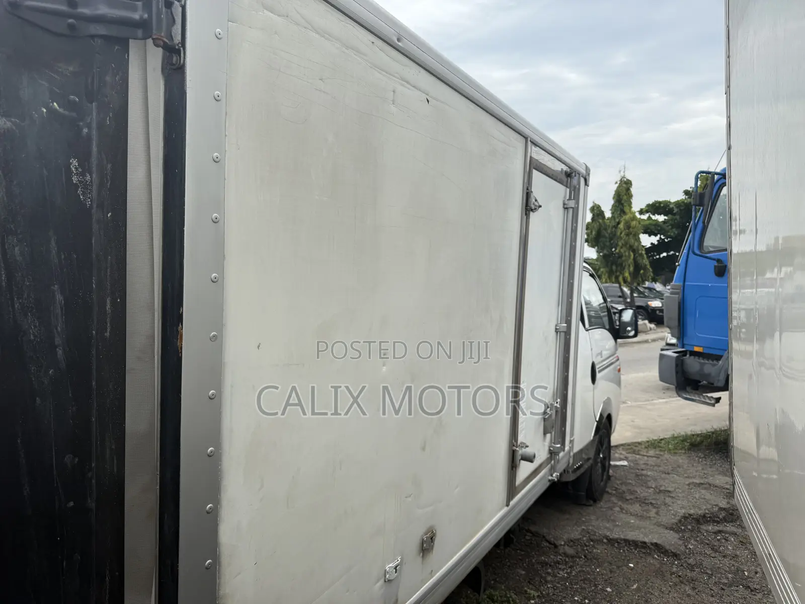 Foreign Used Hyundai Porter Refrigerator Cooling Truck.