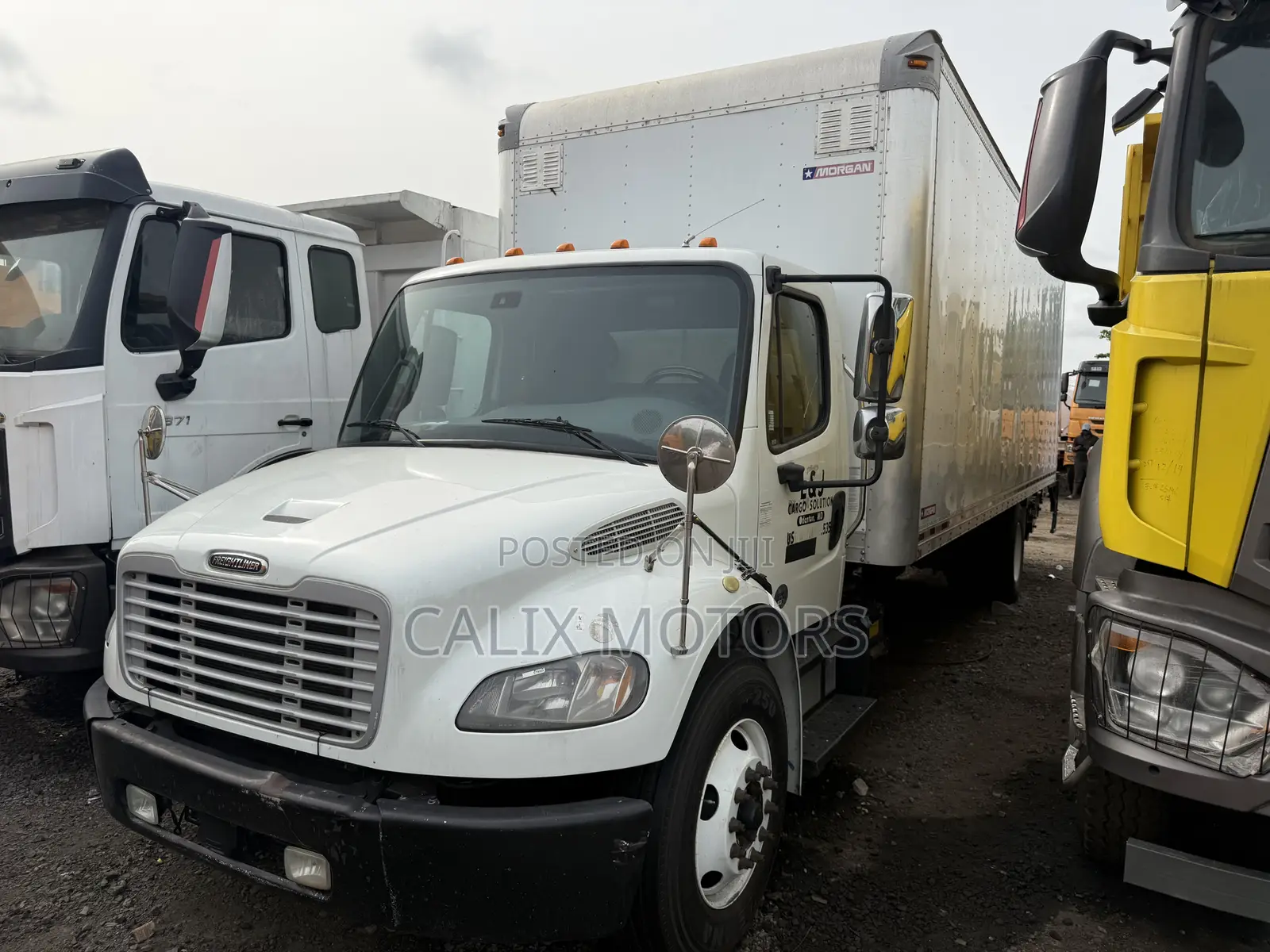Foreign Used Mack Freightliner Haulage Truck.