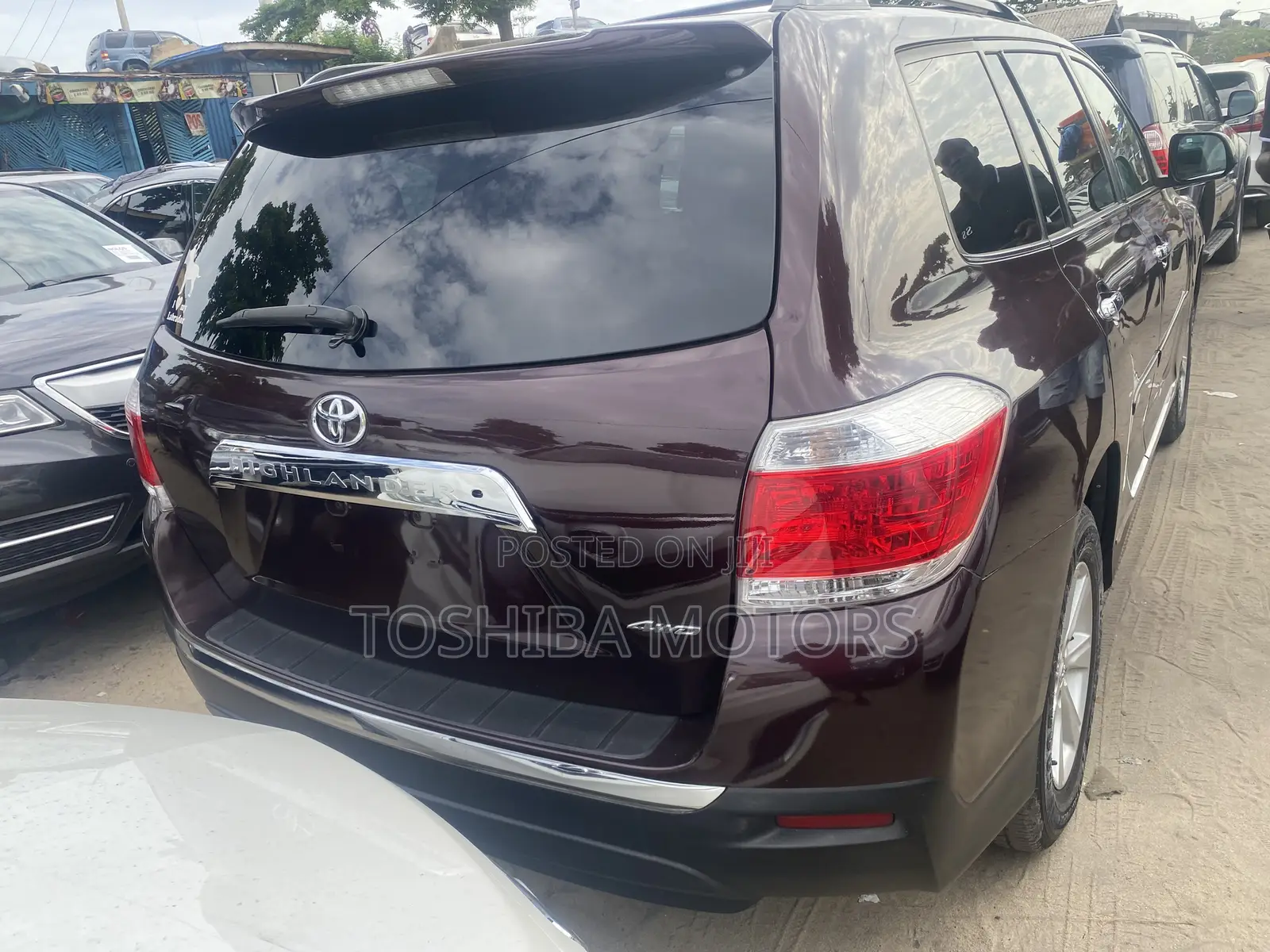 Toyota Highlander Limited 3.5l 4WD 2013 Maroon