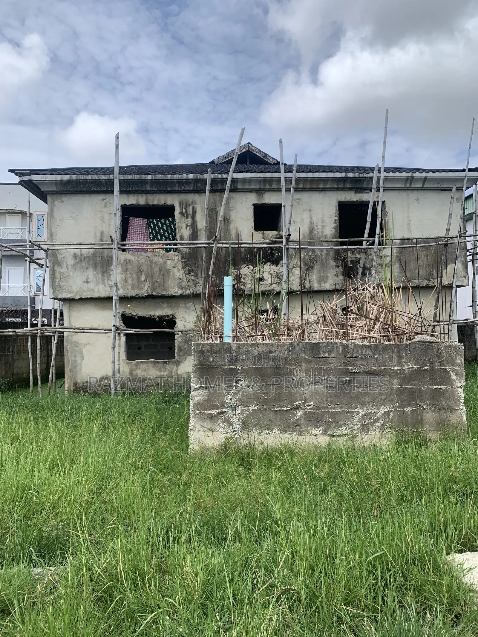 3bdrm Block of Flats in Ado / Ajah for sale