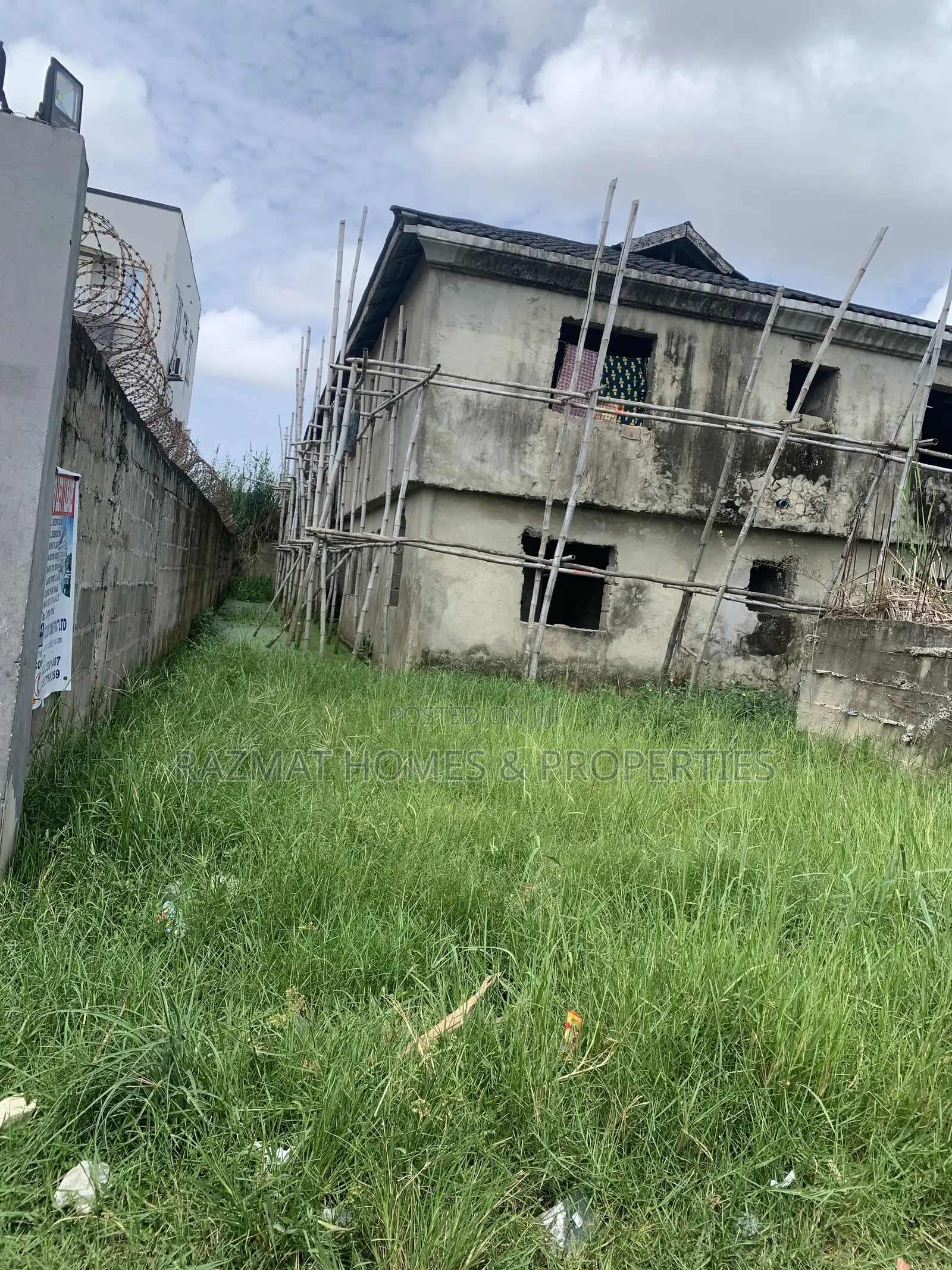 3bdrm Block of Flats in Ado / Ajah for sale