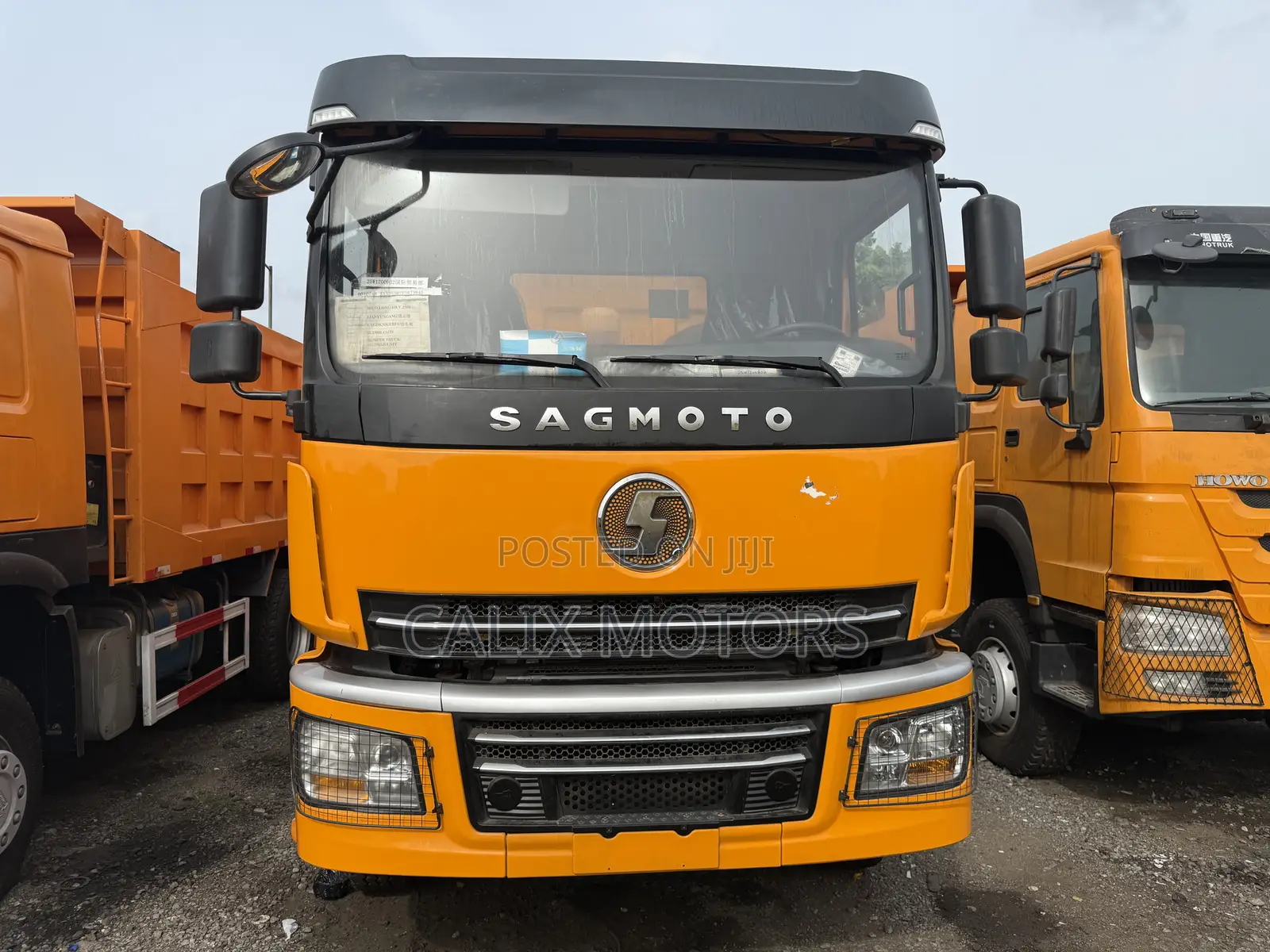 Brand New Sagmoto Dump Truck 10tyres.