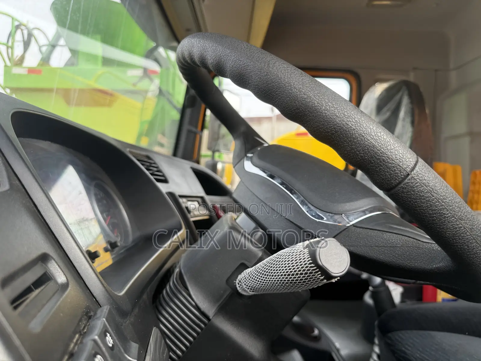 Brand New Sagmoto Dump Truck 12 Tyres.