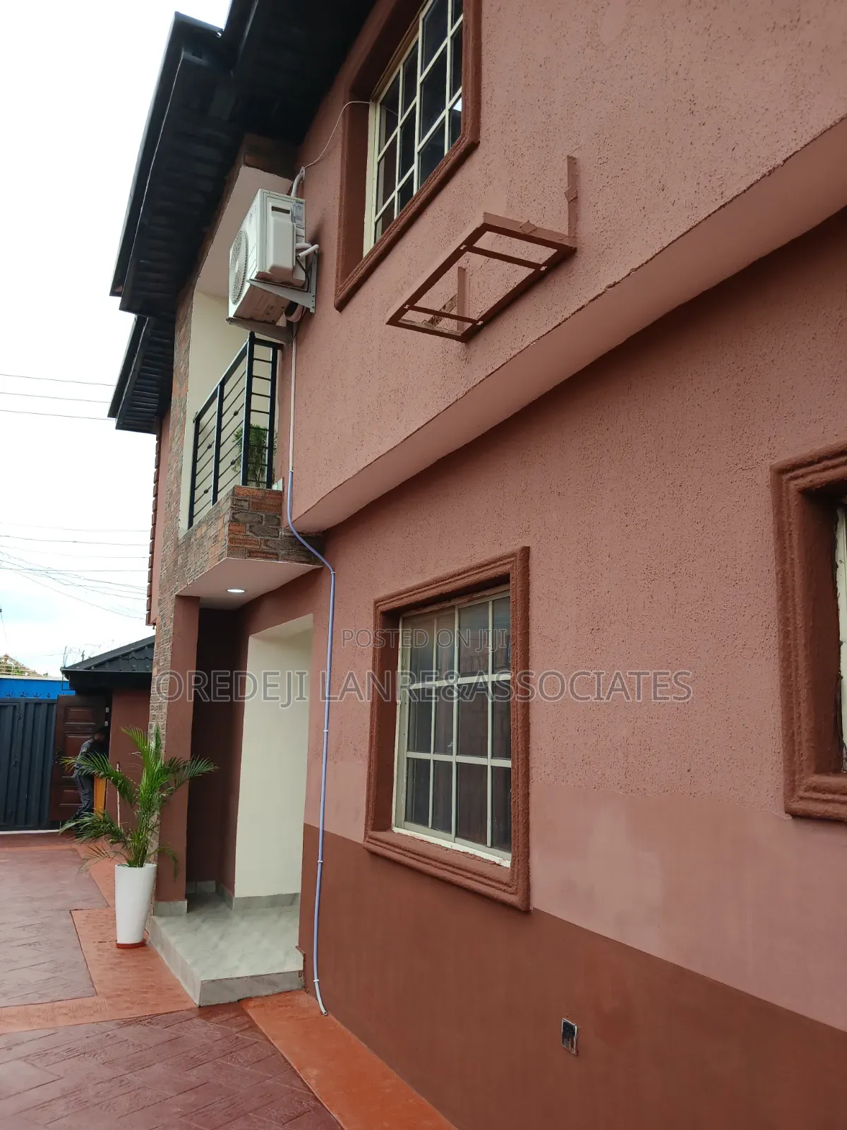 5 Units Of Tastefully Fully Furnished 3bedrms Available For Short Let