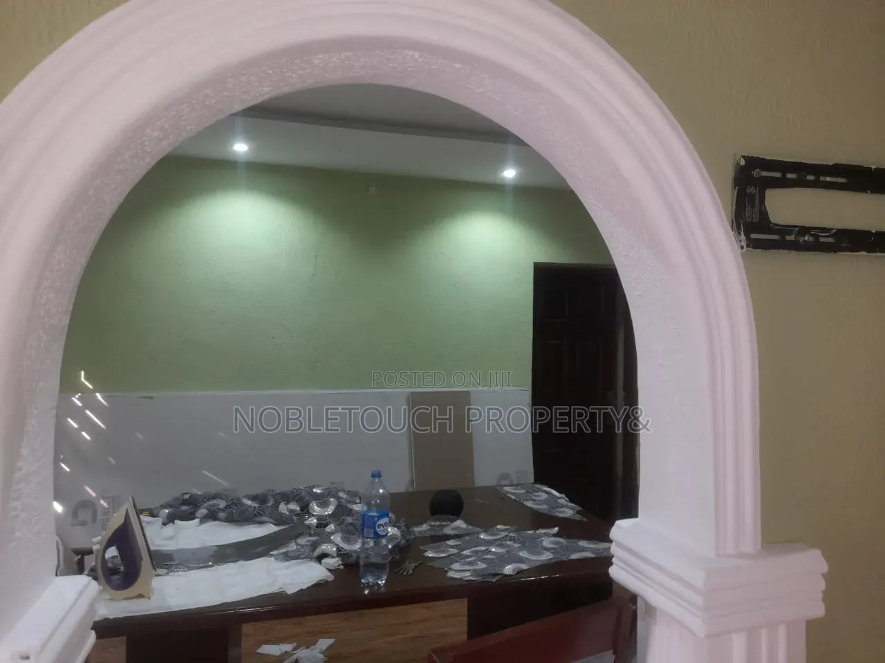 4bdrm Bungalow in Lekki Ajah Lagos, Abraham Adesanya Estate for sale