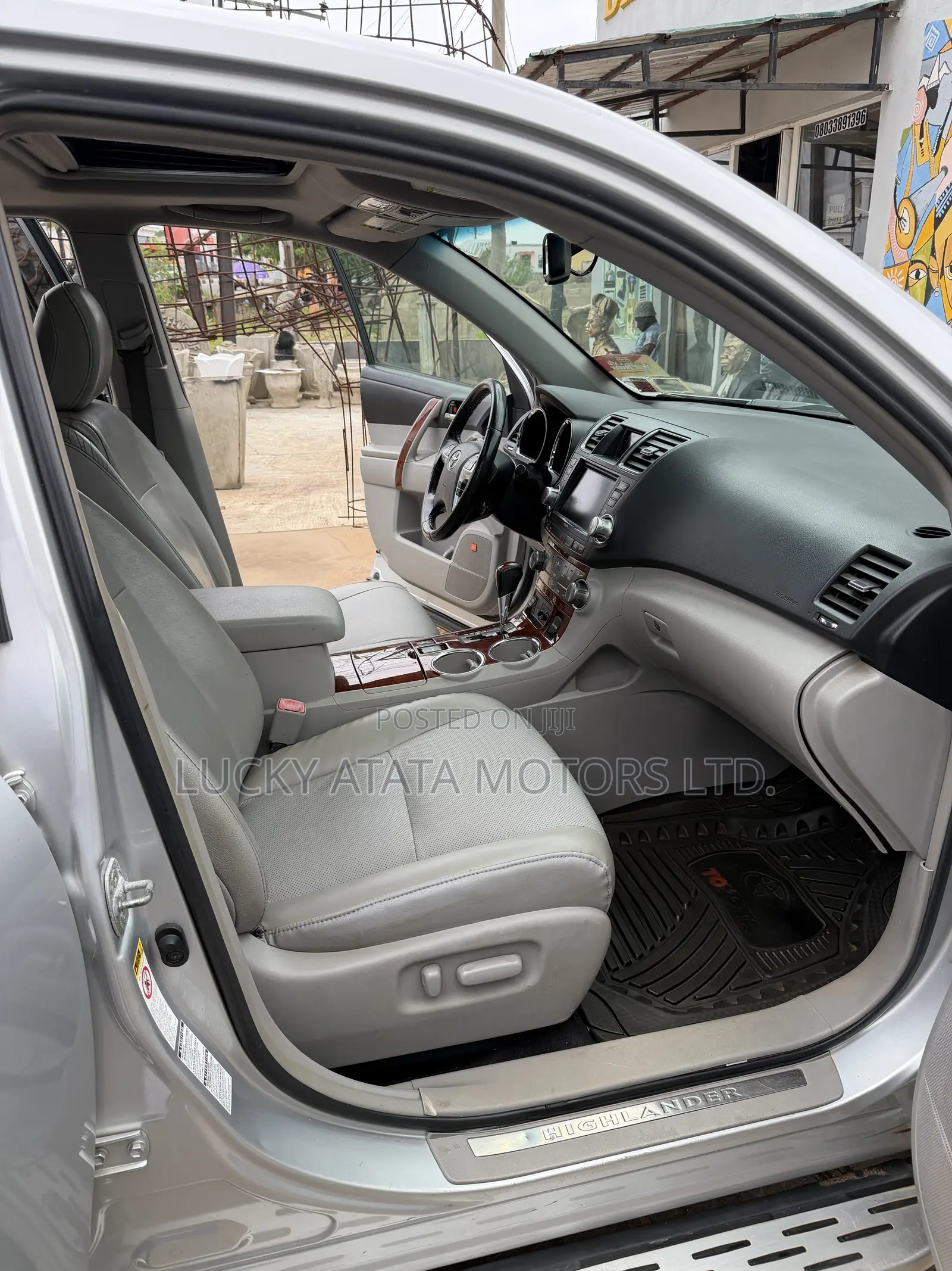Toyota Highlander Limited 3.5l 4WD 2013 Silver