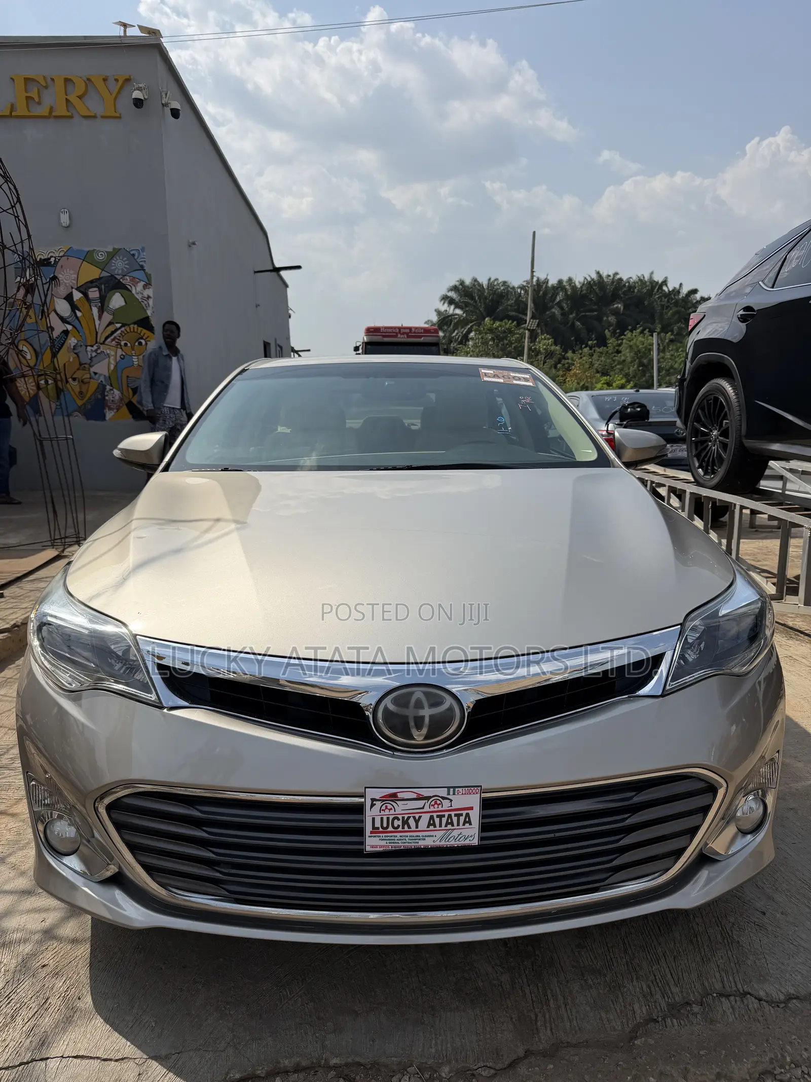 Toyota Avalon 2014 Gold