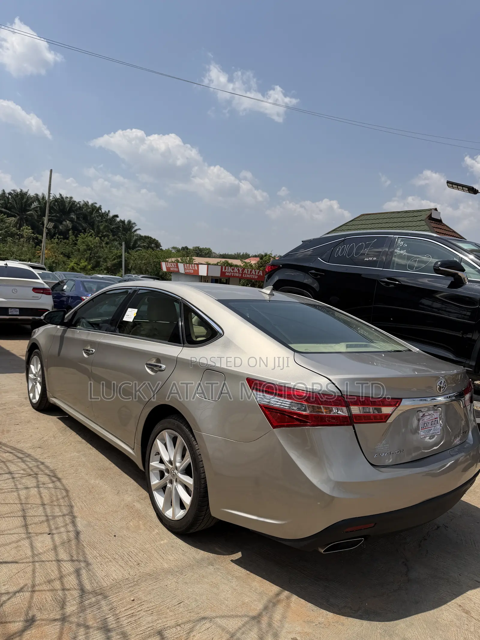 Toyota Avalon 2014 Gold