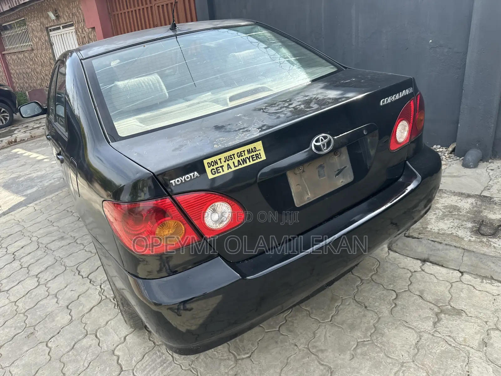 Toyota Corolla LE 2004 Black