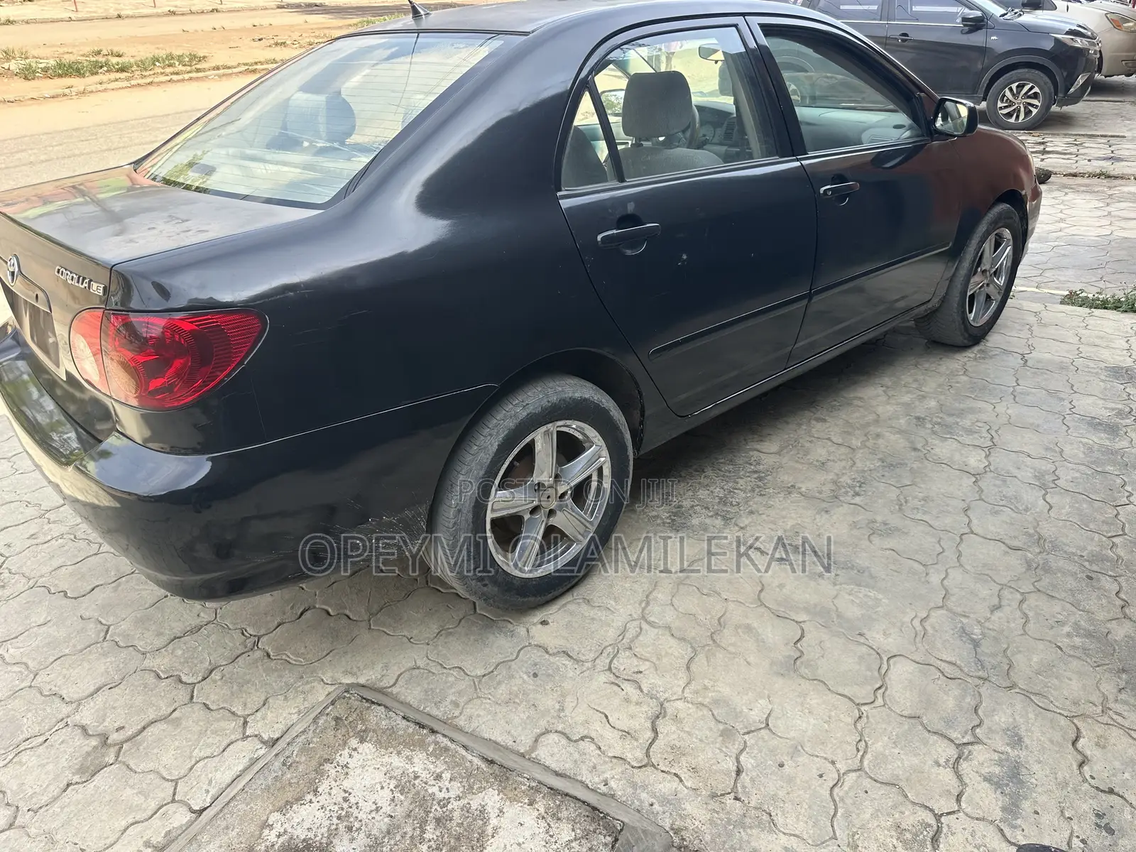 Toyota Corolla LE 2004 Black