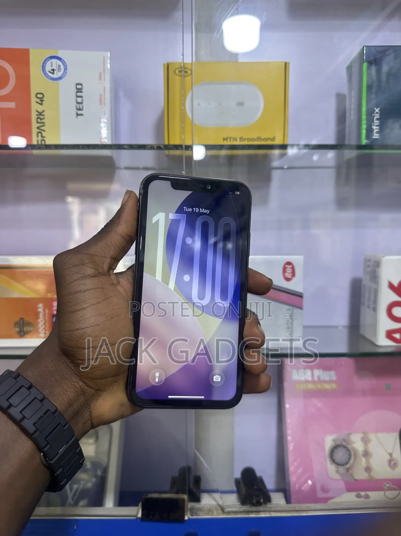Apple iPhone 11 64 GB Black