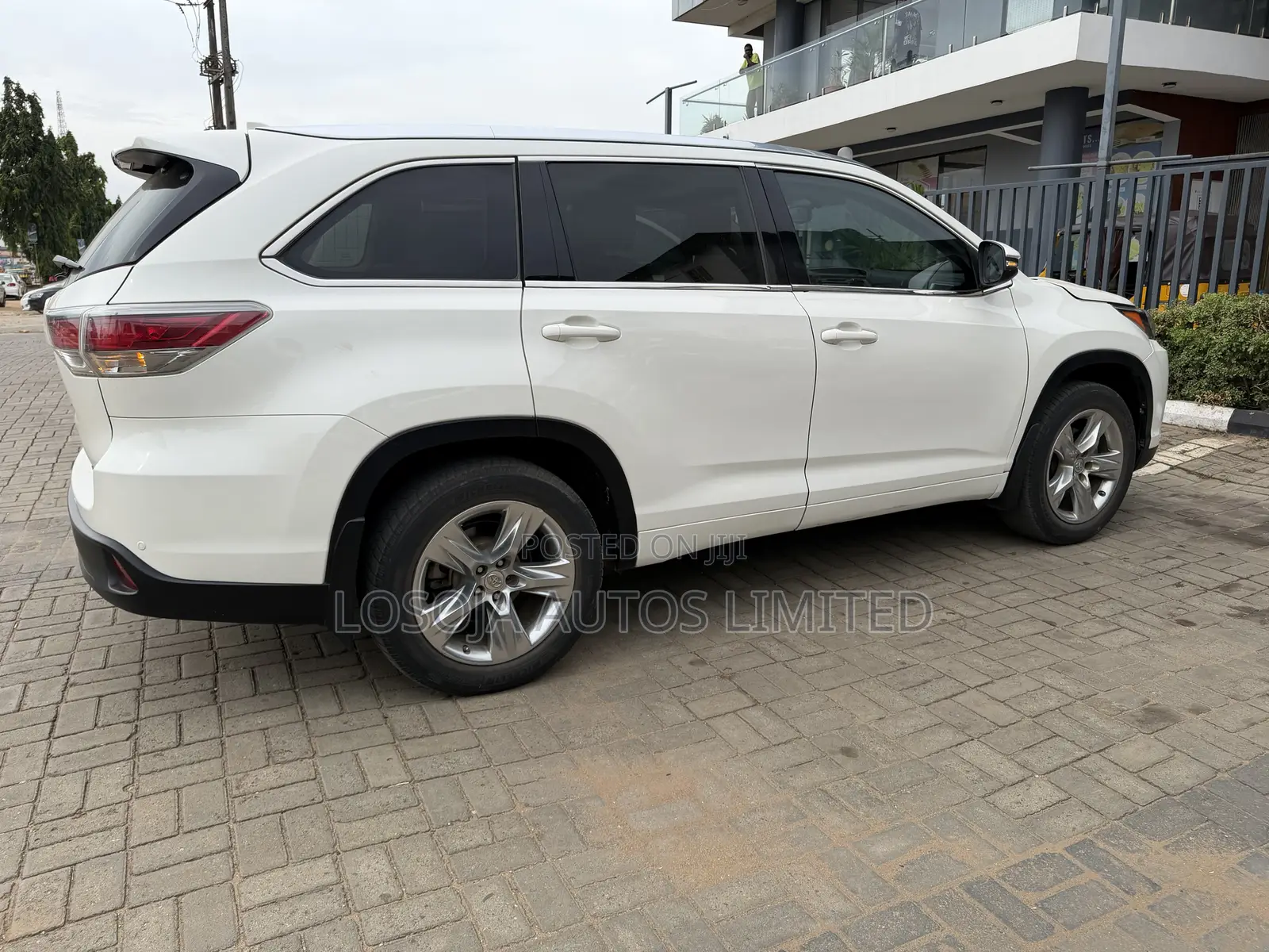 Toyota Highlander Limited Platinum 4dr SUV (3.5L 6cyl 6A) 2015 White