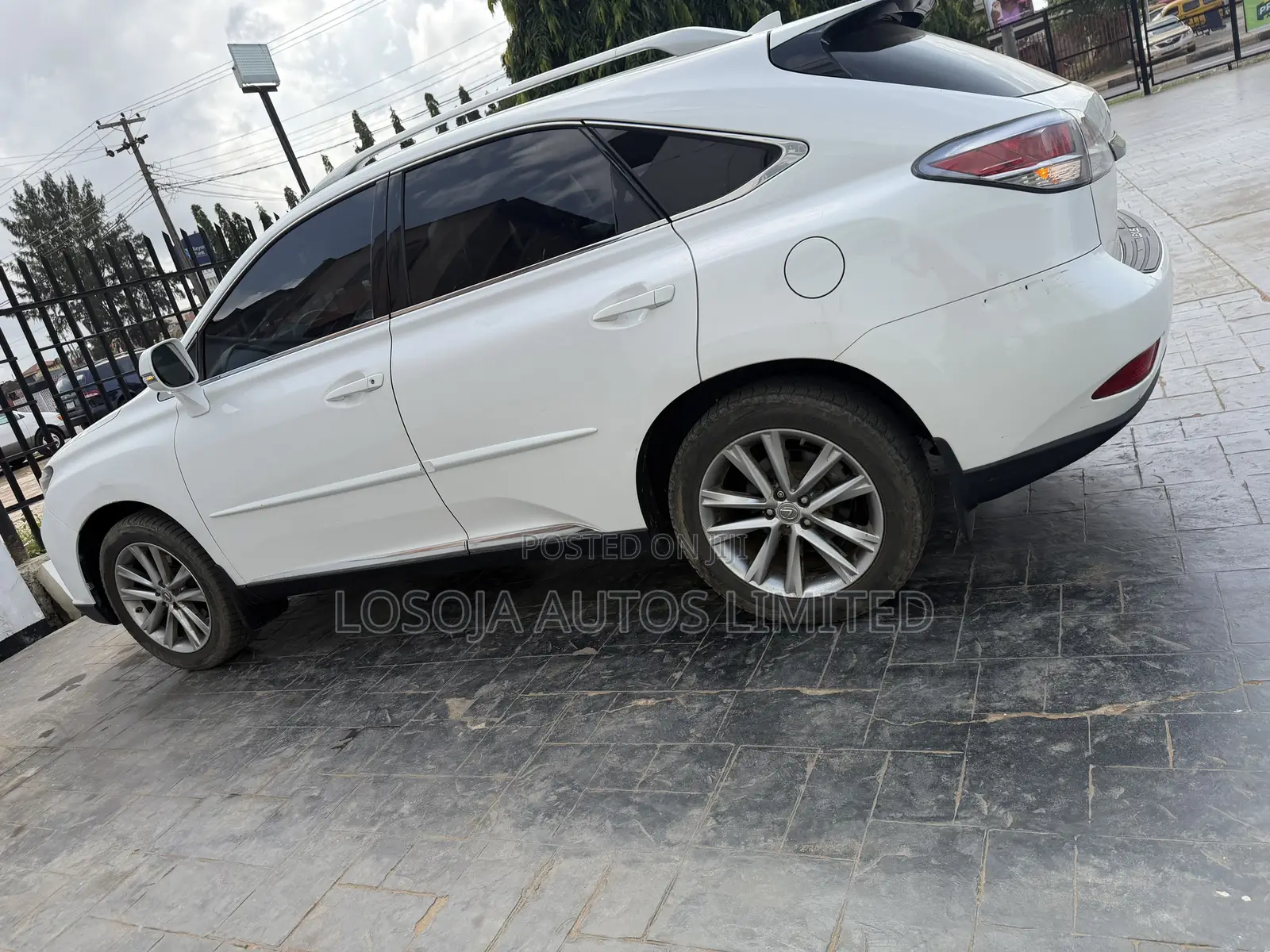 Lexus RX 350 FWD 2015 White