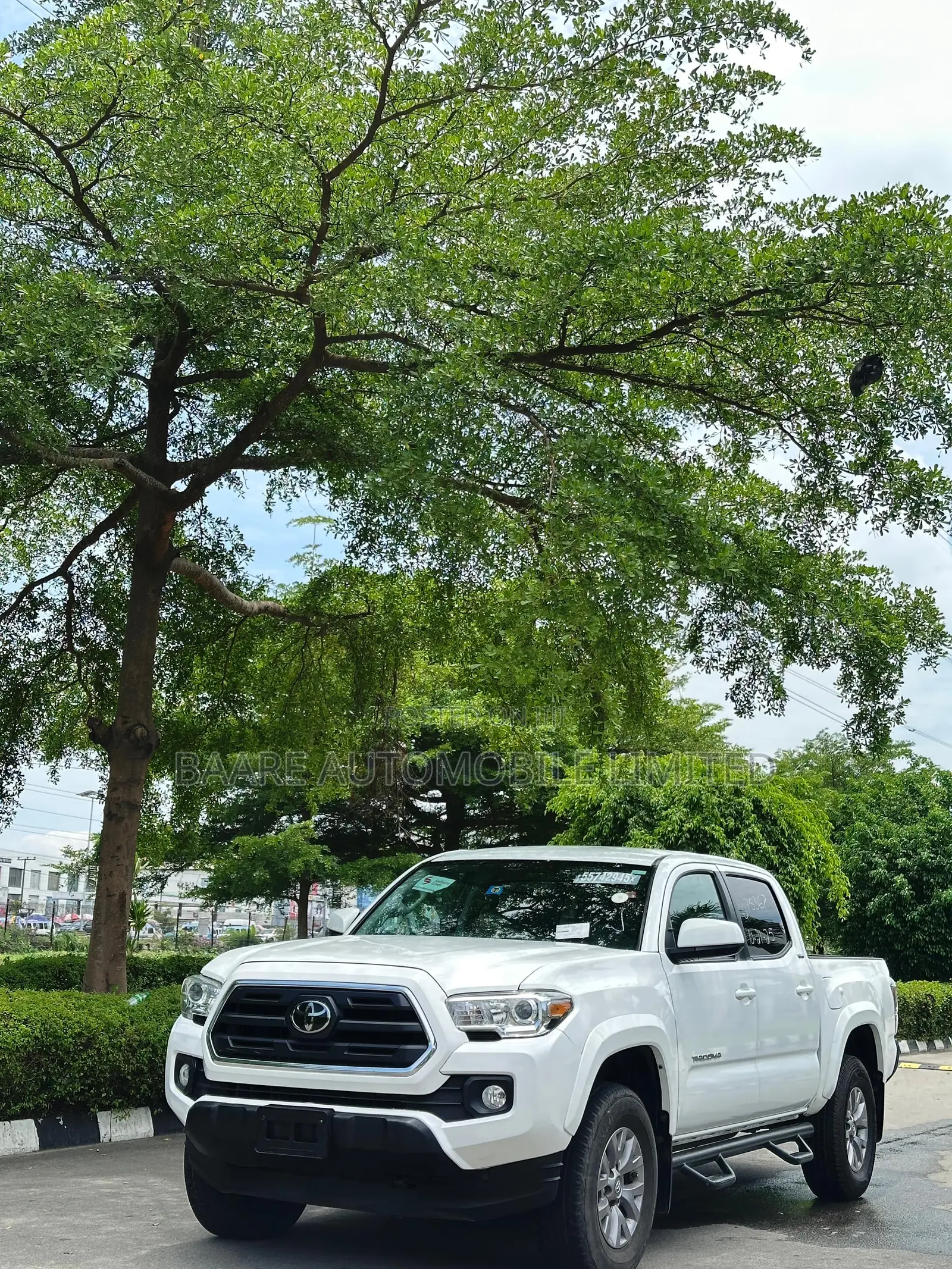 Toyota Tacoma 2019 White