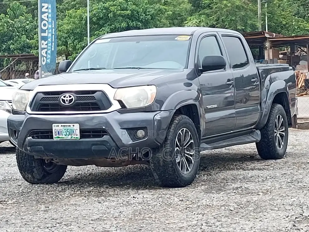 Toyota Tacoma 2012 Gray