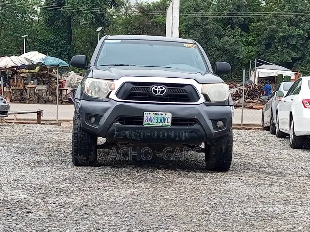 Toyota Tacoma 2012 Gray