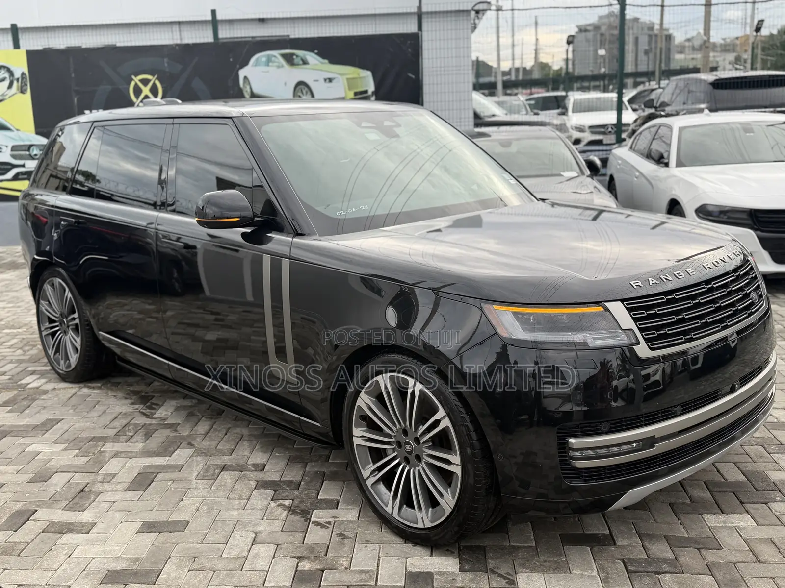 Land Rover Range Rover Vogue 2024 Black