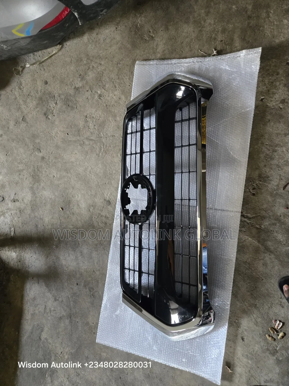 Front Grille for Toyota Hilux 2020-2022 Shiny Type
