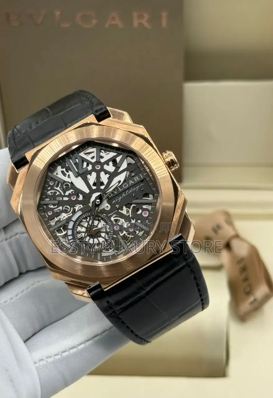 High Quality Luxury Bvlgari Leather Wristwatch