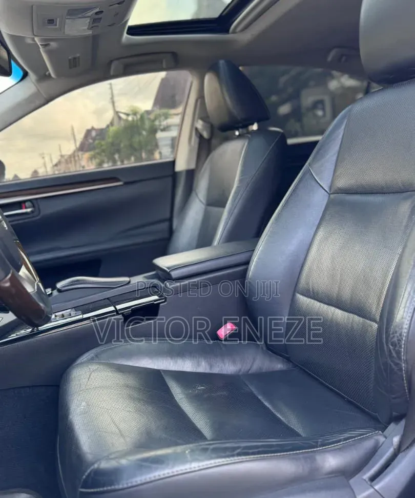 Lexus ES 2013 Silver