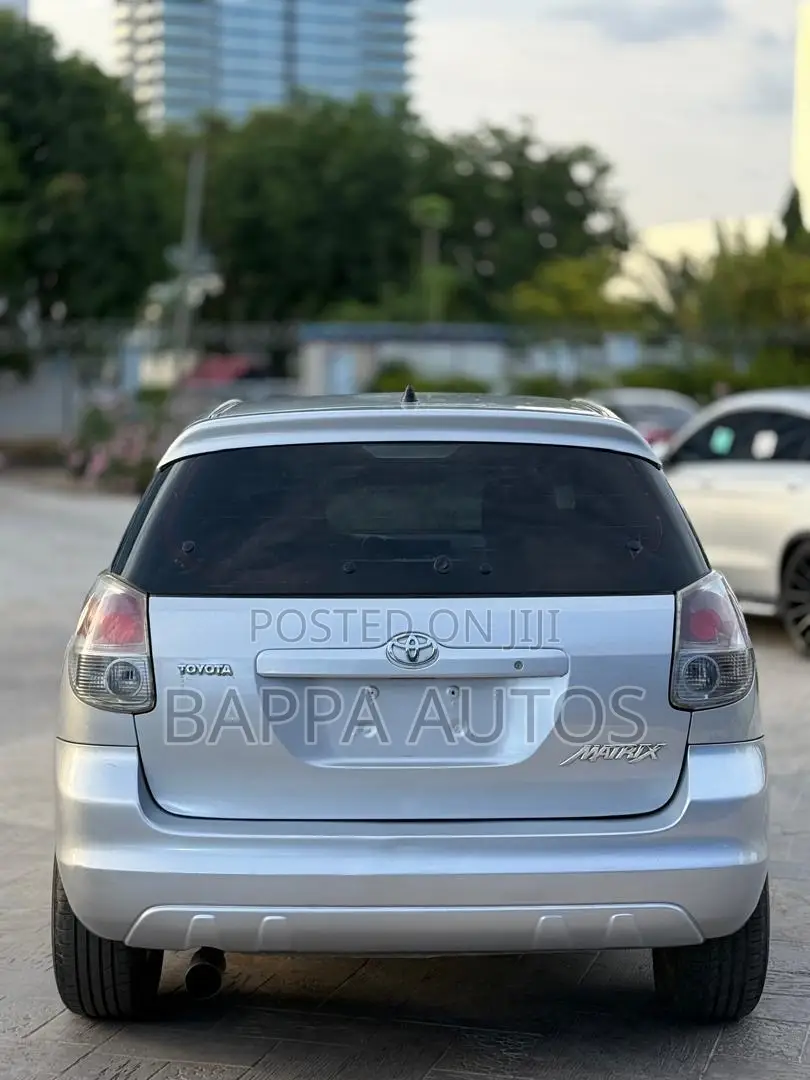 Toyota Matrix 2006 Silver