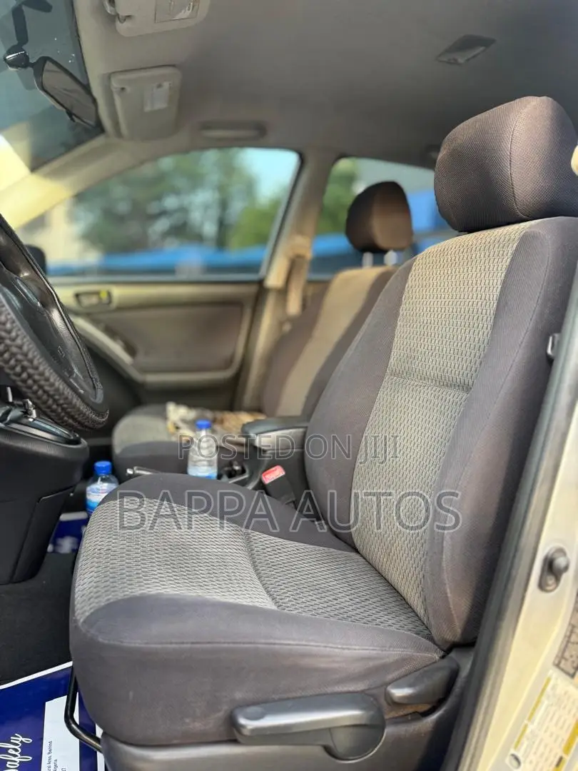 Toyota Matrix 2006 Silver