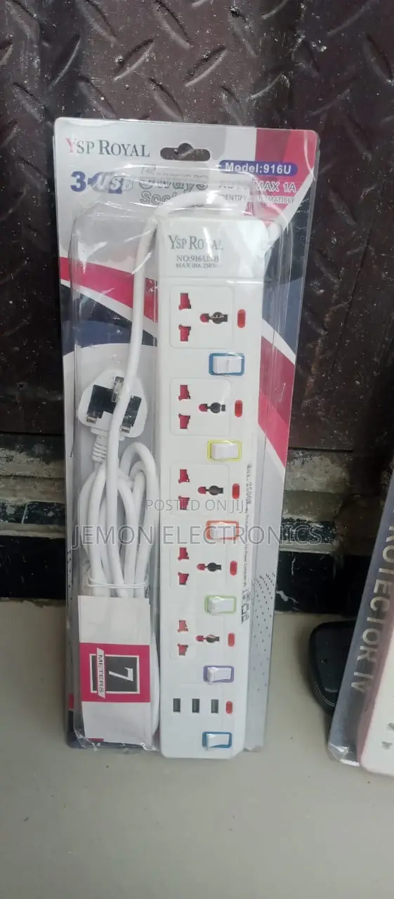Ysp Royal No. 916usa Extension Socket – 3 Usb Ports, 10a 250v