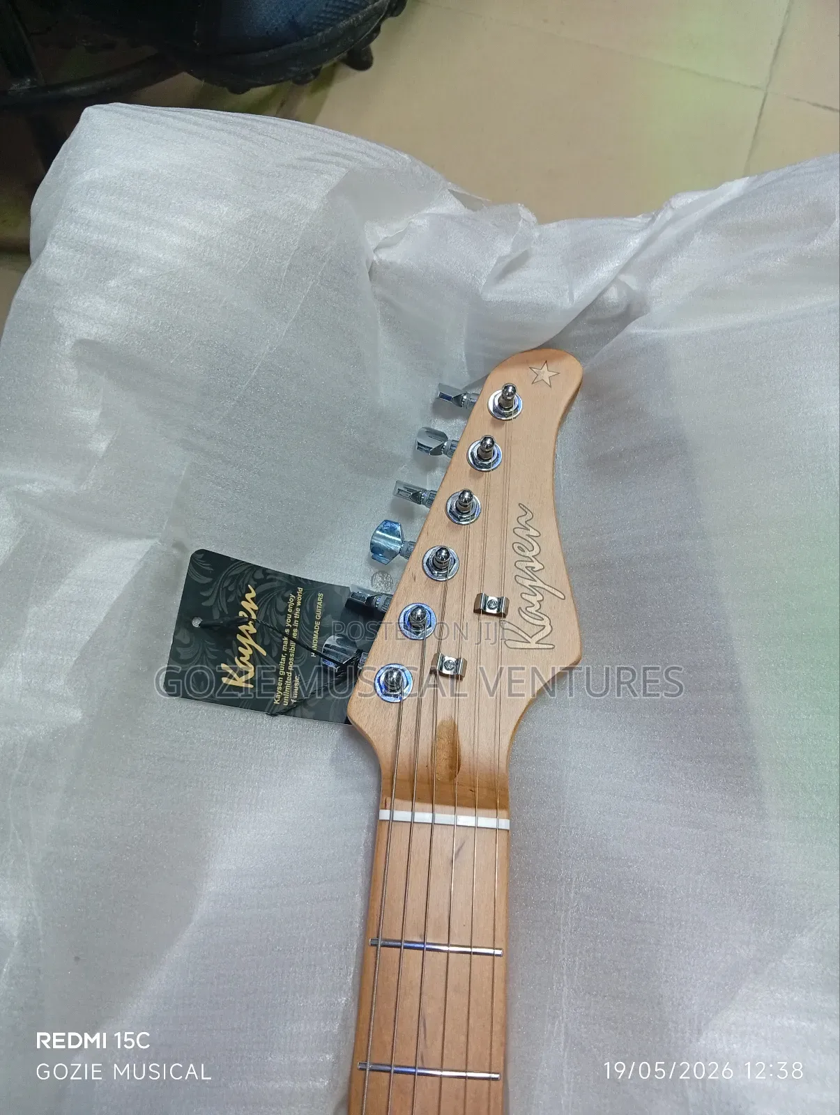 Kaysen KST-218 Stratocaster Electric Lead Guitar 6 Strings