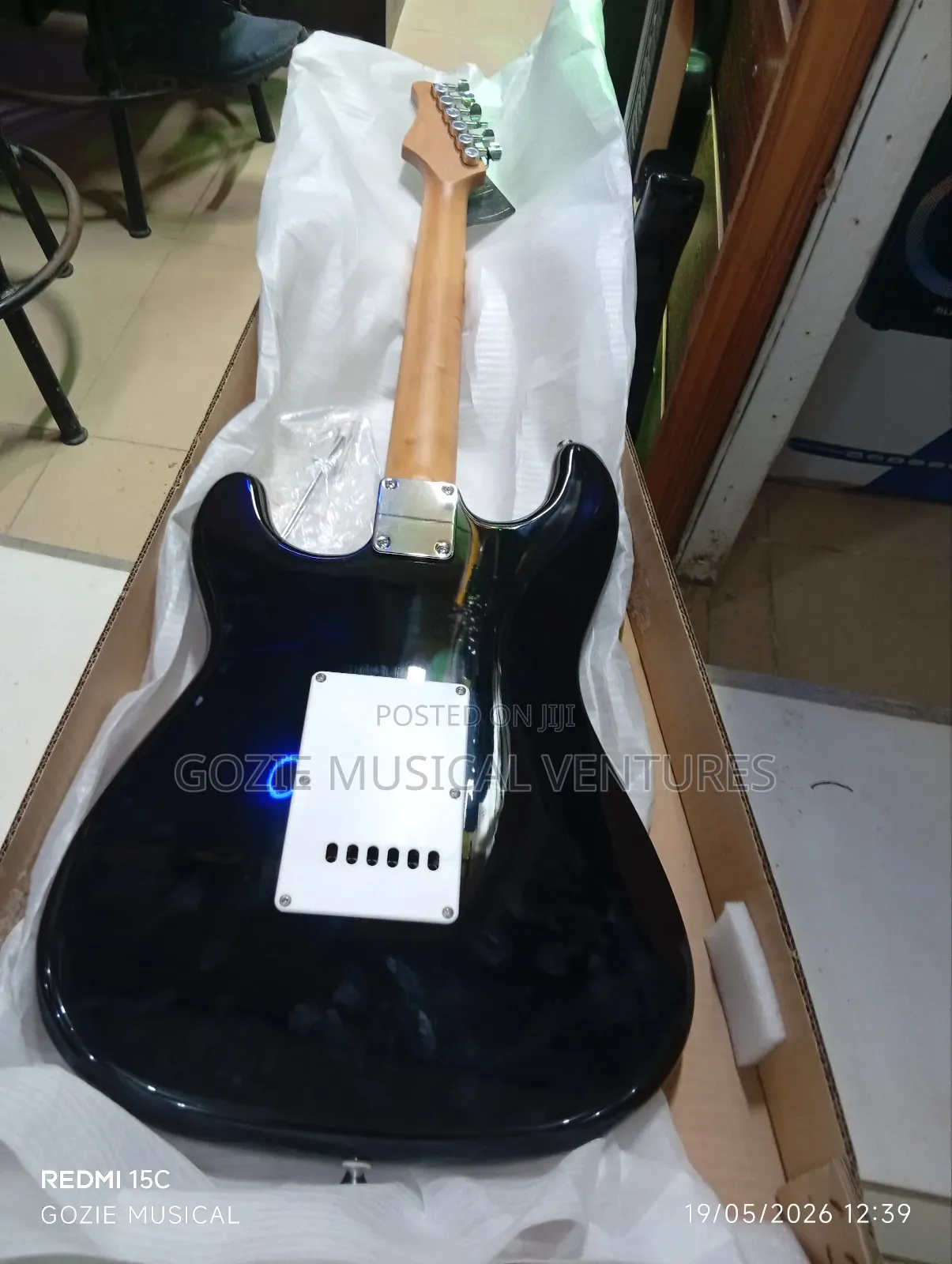 Kaysen KST-218 Stratocaster Electric Lead Guitar 6 Strings